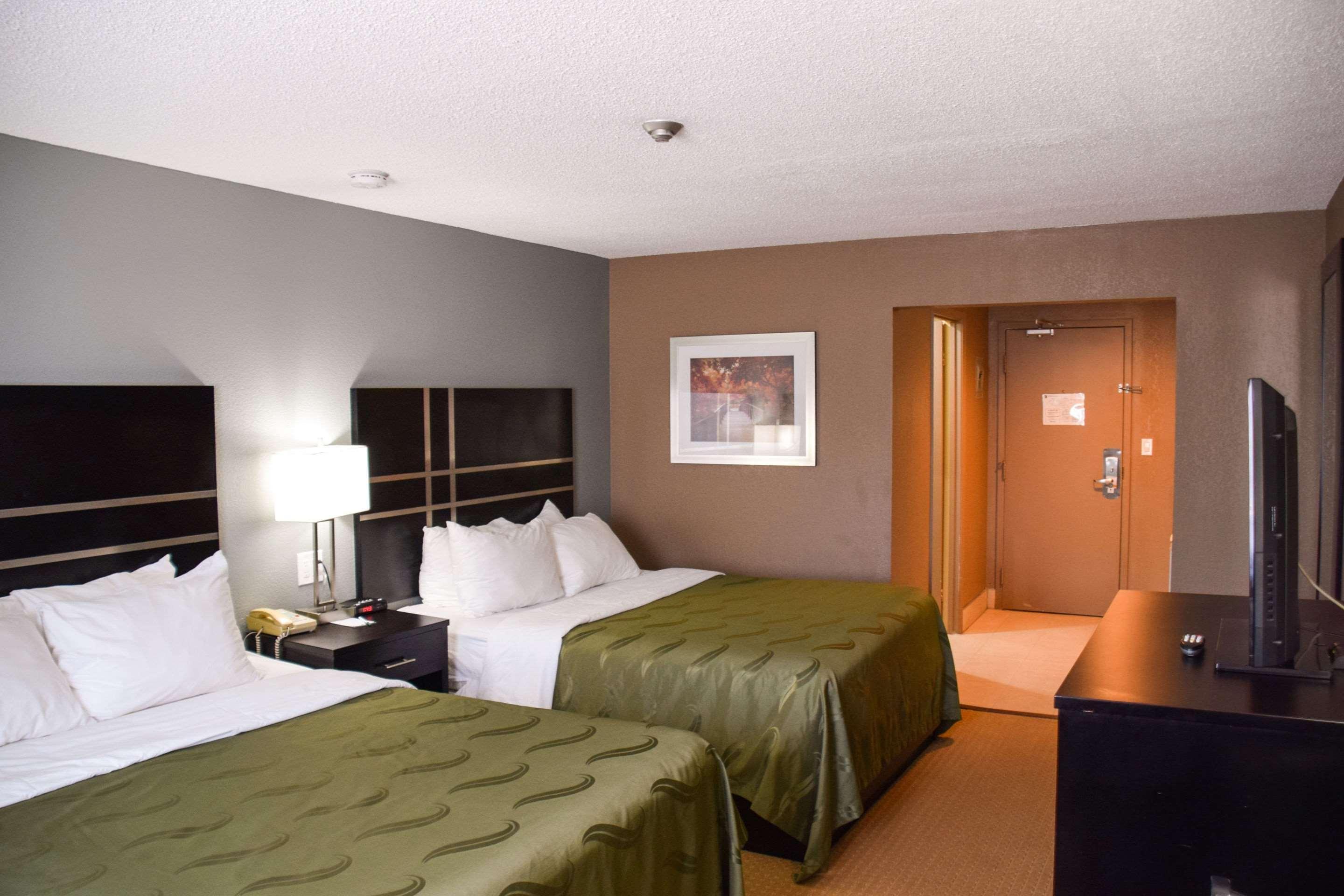 Quality Inn Bracebridge Eksteriør billede