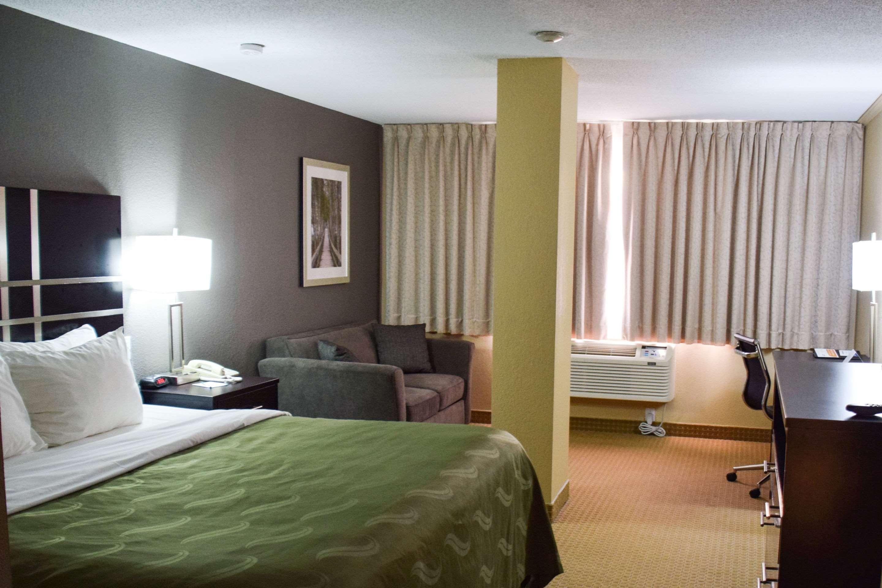 Quality Inn Bracebridge Eksteriør billede
