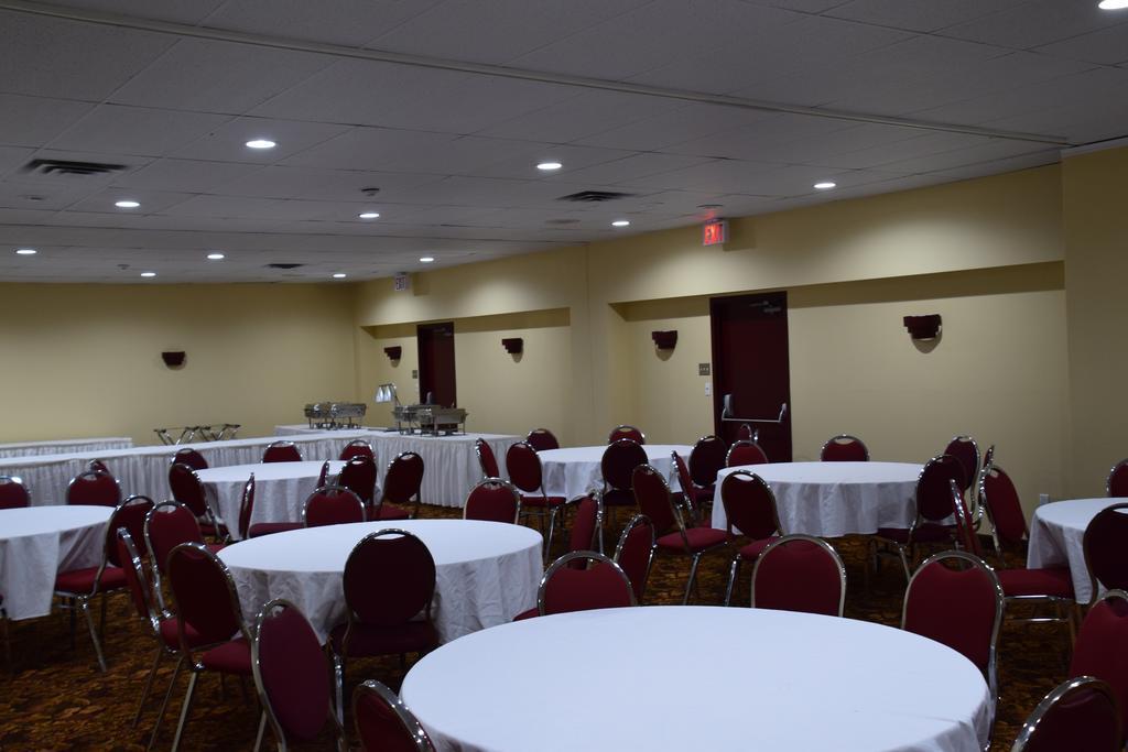 Quality Inn Bracebridge Eksteriør billede